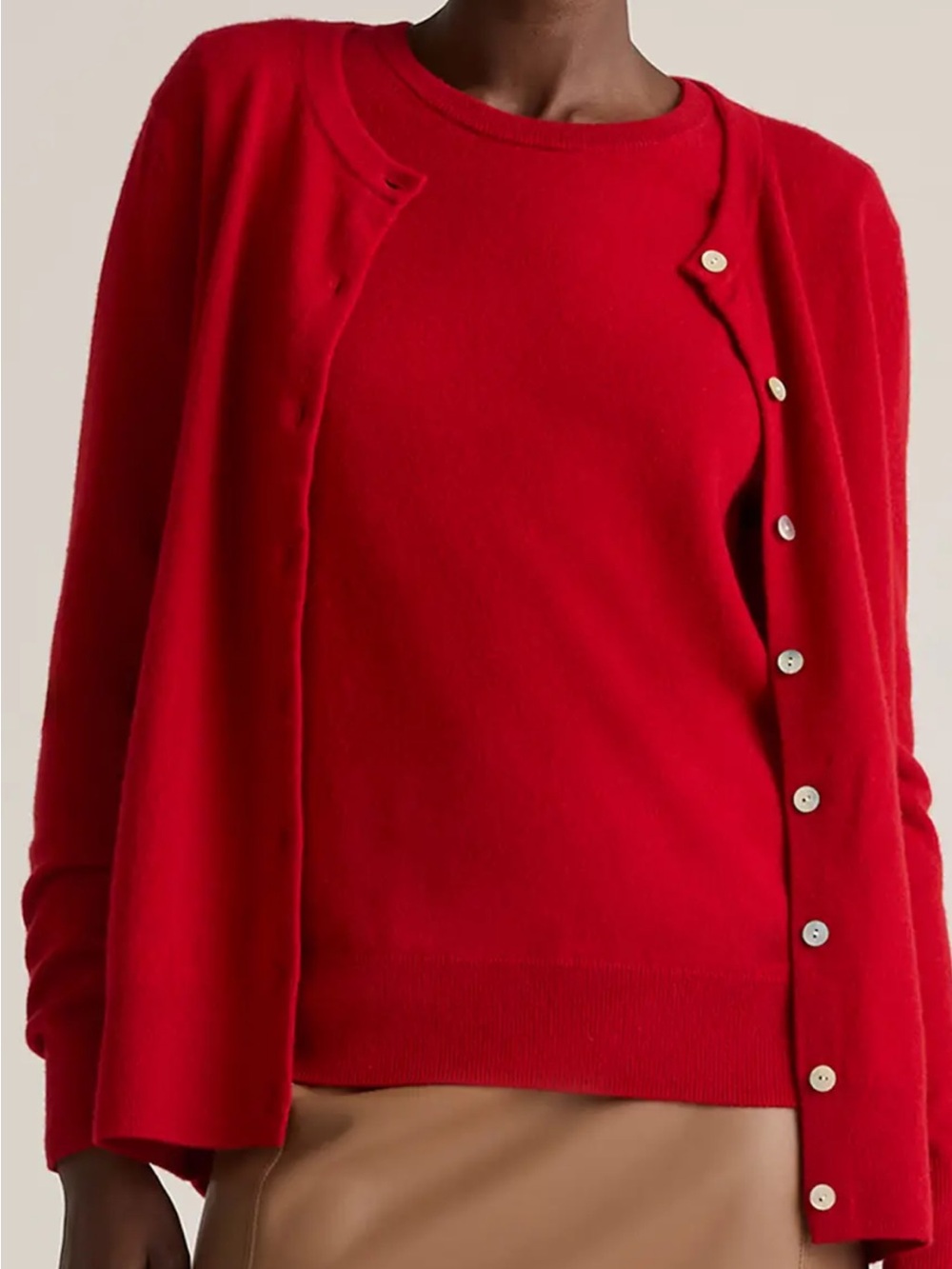 Quince Red Button-Up Mongolian Cashmere medium sweater - Picture 4 of 5